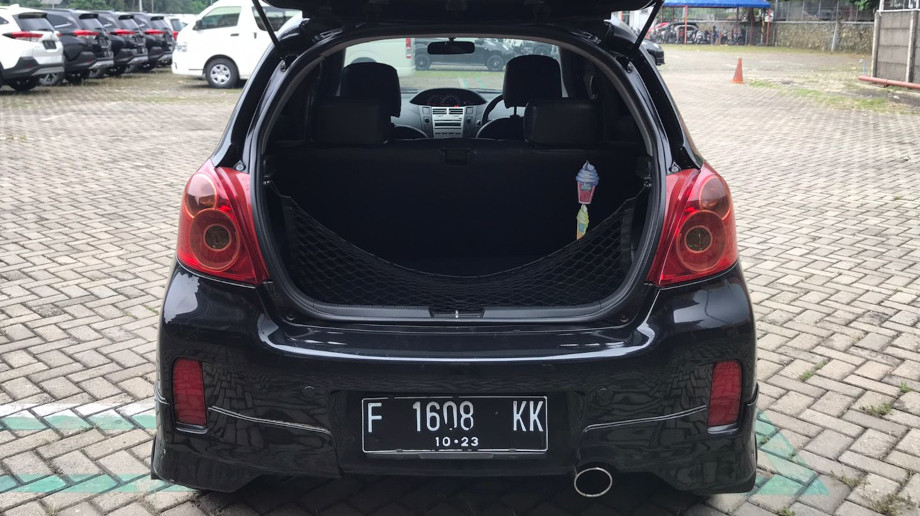 TOYOTA YARIS YARIS 1.5 E MT (NEW) MT 2013